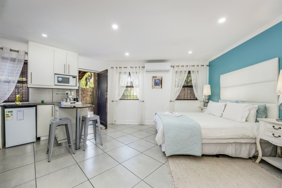 7 Bedroom Property for Sale in Eversdal Heights Western Cape